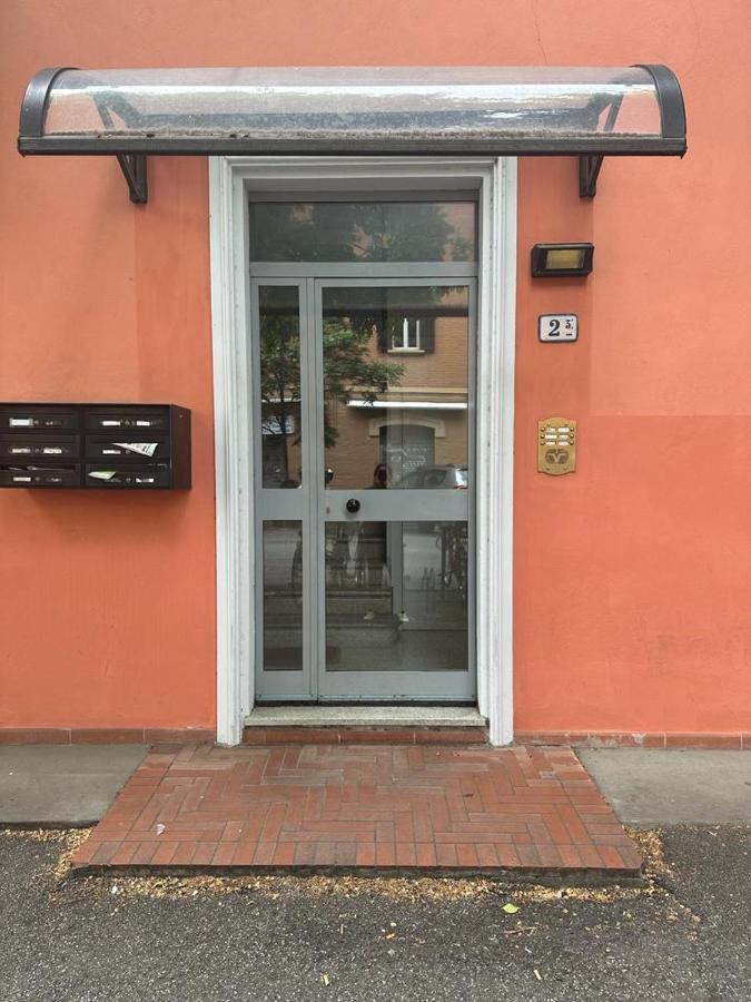 Casa Di Giusi Apartamento Bolonha Exterior foto